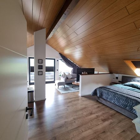 Miu'S Roof Apartment Alpirsbach Exterior photo